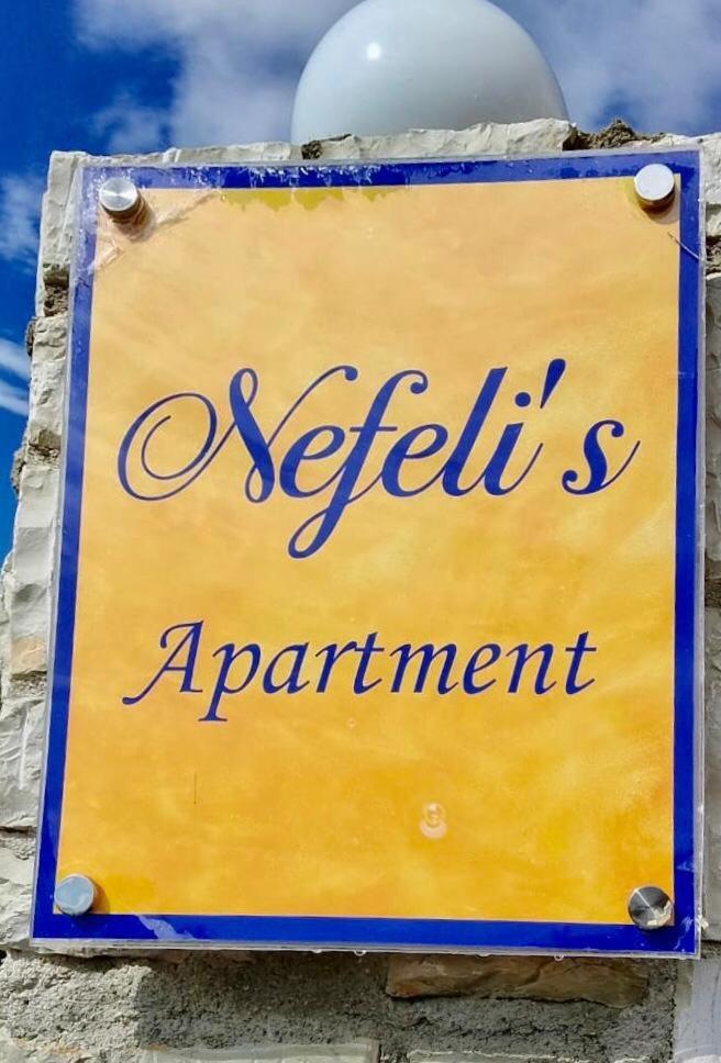 Nefeli'S Apartment Himarë Eksteriør billede